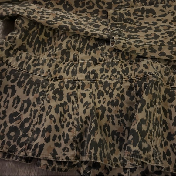 Lane Bryant Cheetah Peplum Utility Moto Twill Jacket Size 3X - Picture 6 of 8